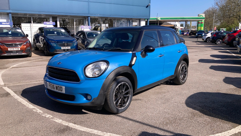 MINI Countryman 1.6 Cooper 5dr Petrol Hatchback